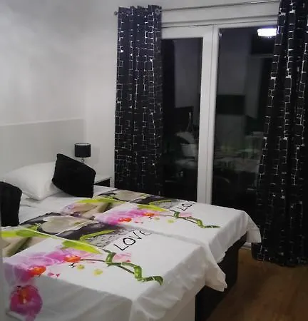 Apartment Fortuna Makarska Exterior photo